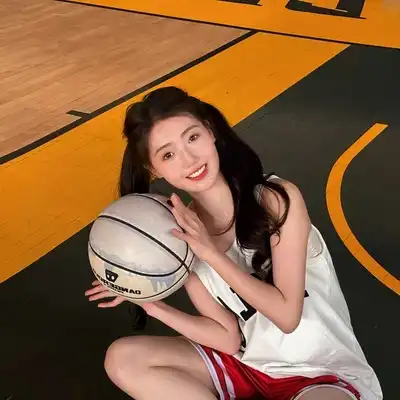 侯诗